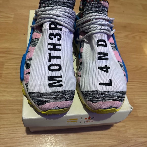 Human Races - Picture 3 of 5